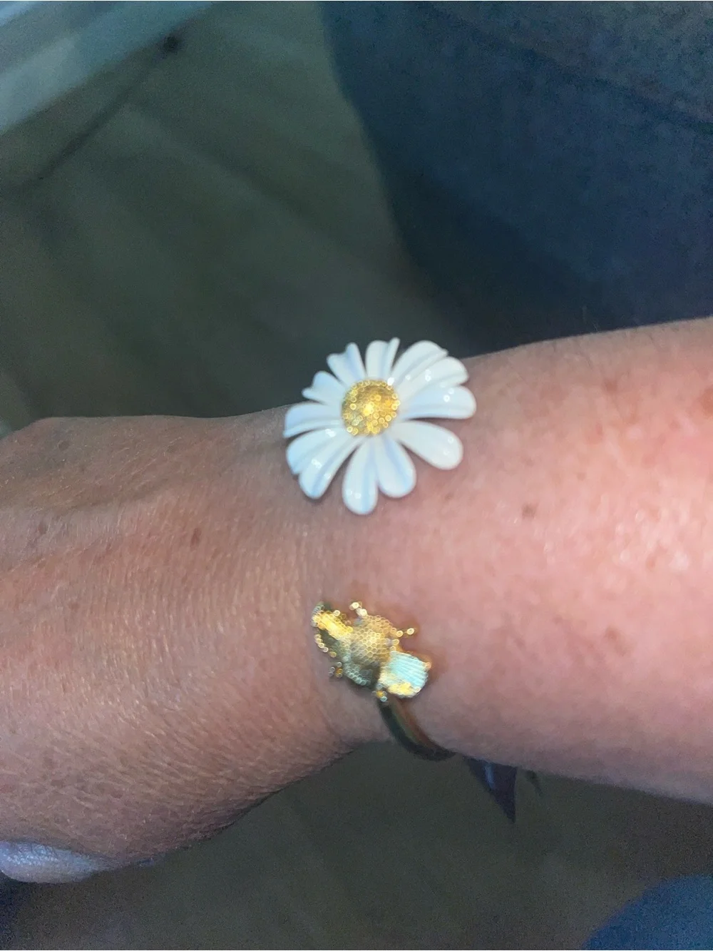 NWT Kate Spade Daisy & Bee Bracelet